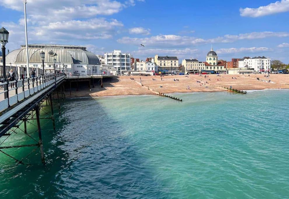 Quirky Spacious Ground Floor Victorian Garden Flat Worthing Exterior photo